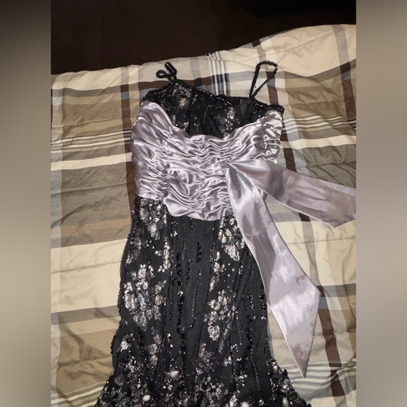 Sherri hill couture mermaid dress, size 14 - Picture 7 of 8